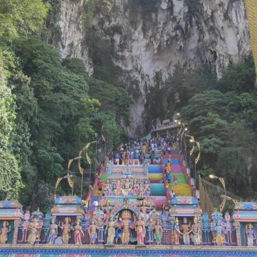 バトゥーケーブ